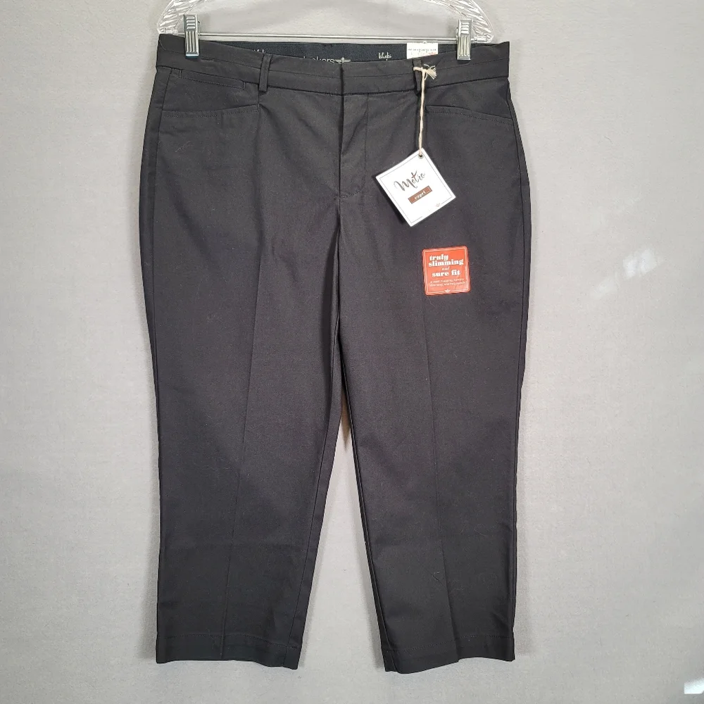 Dockers Womens Capri Pants Size 12 Denim look Truly Slimming Slim Fit